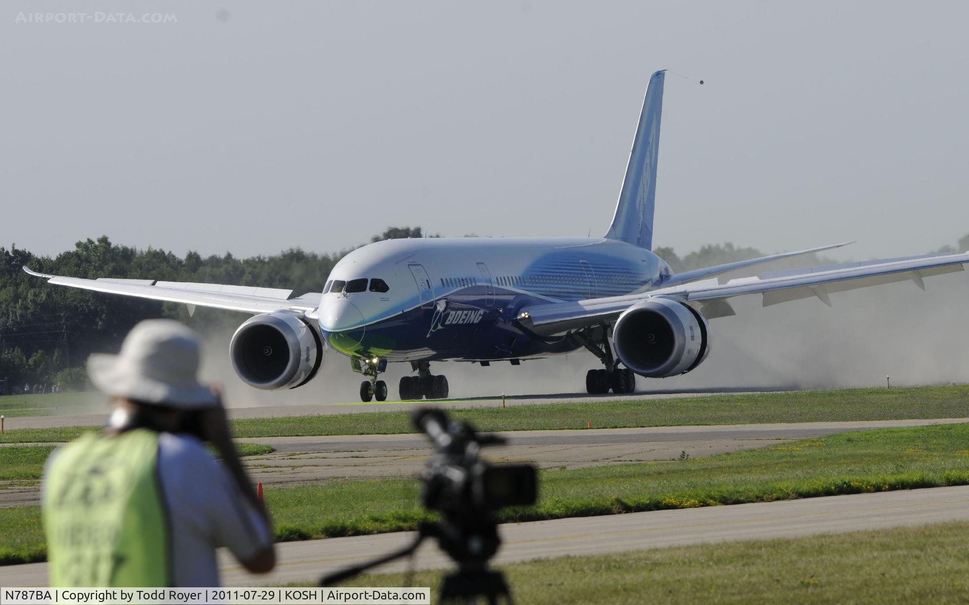 N787BA, 2009 Boeing 787-8 Dreamliner C/N 40690, AIRVENTURE 2011