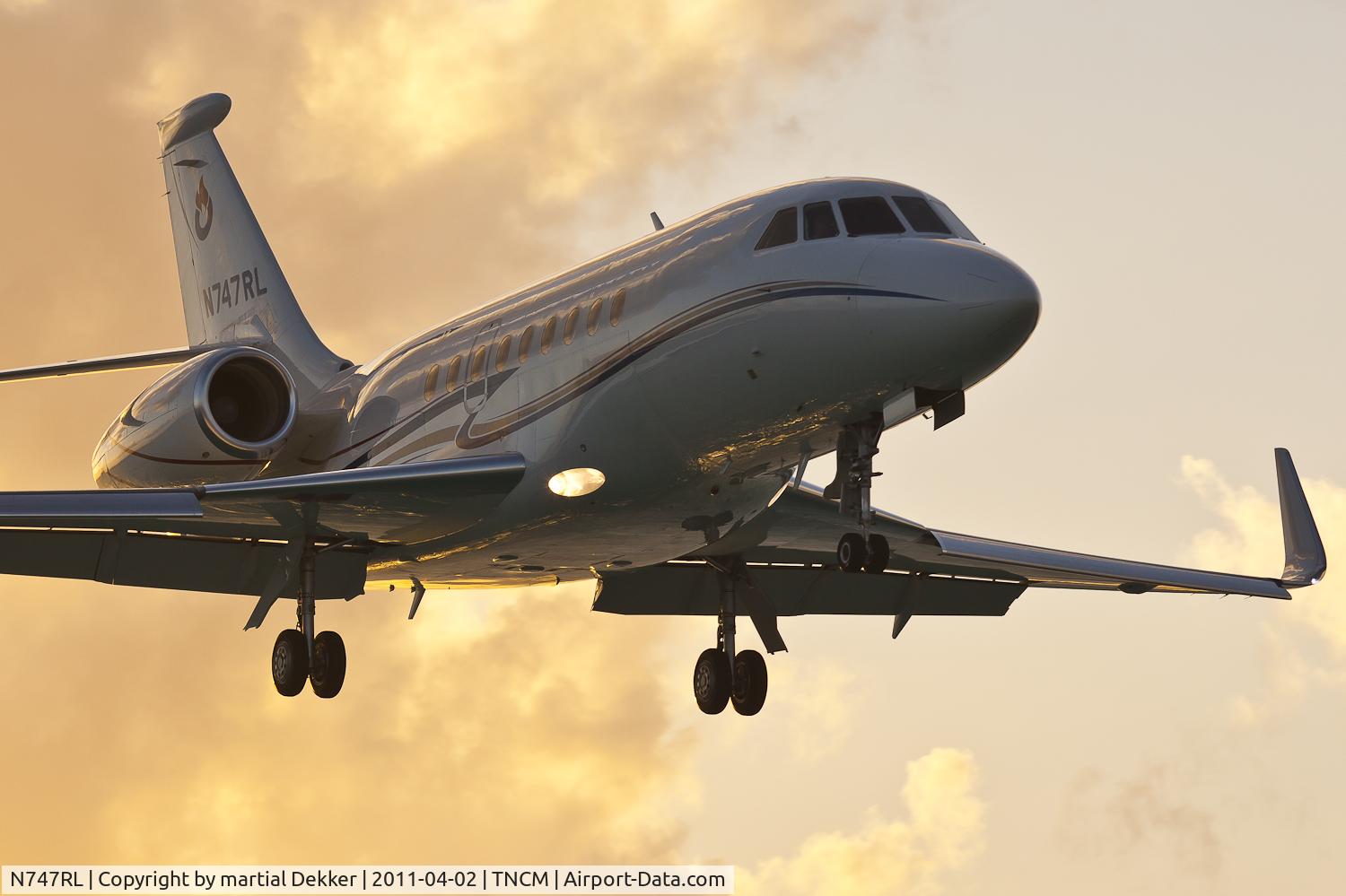 N747RL, 2004 Cessna 680 Citation Sovereign C/N 680-0002, landing at sxm