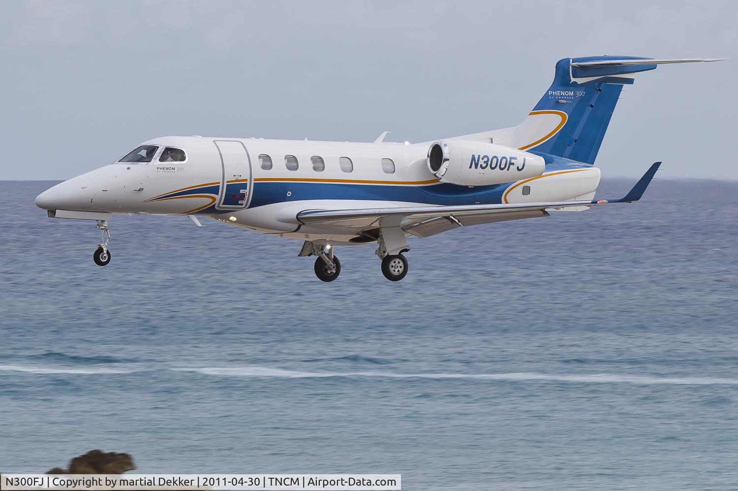 N300FJ, 2010 Embraer EMB-505 Phenom 300 C/N 50500046, landing at sxm