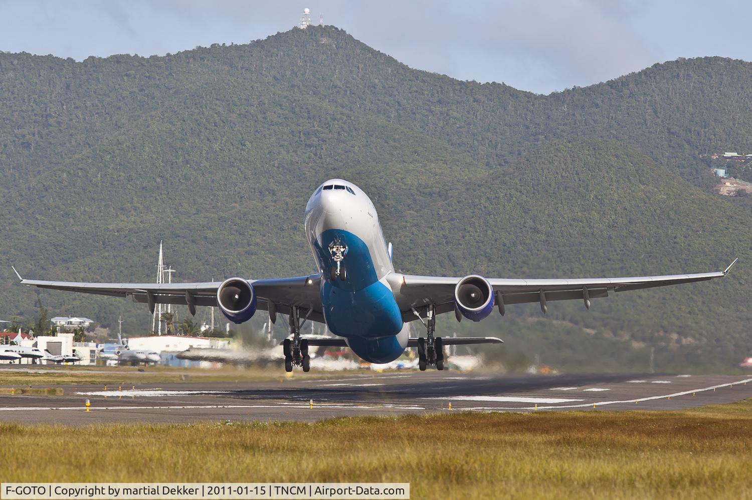 F-GOTO, 2009 Airbus A330-323X C/N 1021, take off