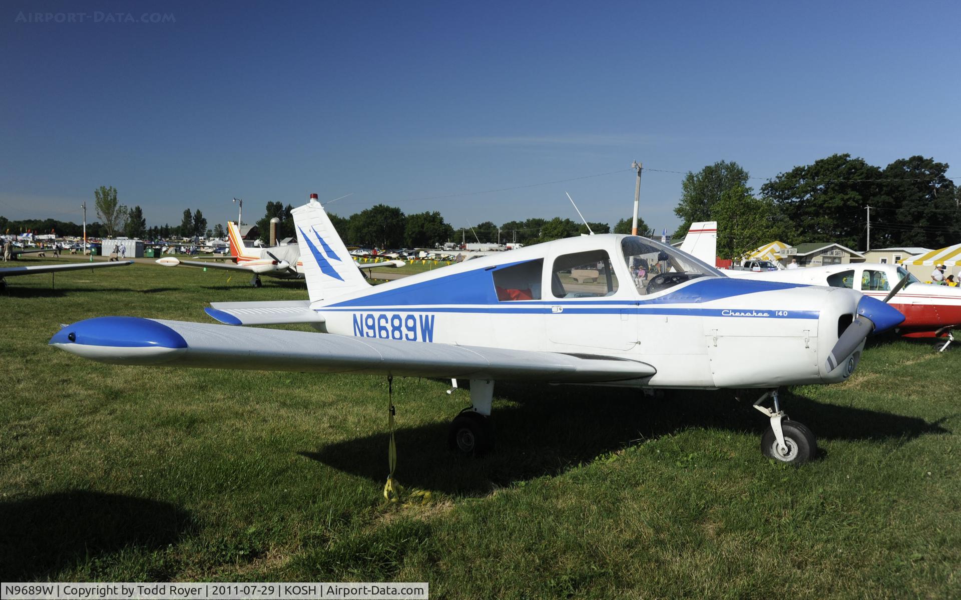 N9689W, 1967 Piper PA-28-140 Cherokee C/N 28-23160, AIRVENTURE 2011
