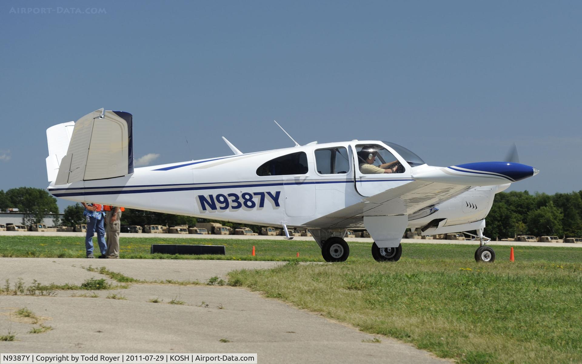 N9387Y, 1960 Beech N35 Bonanza C/N D-6582, AIRVENTURE 2011
