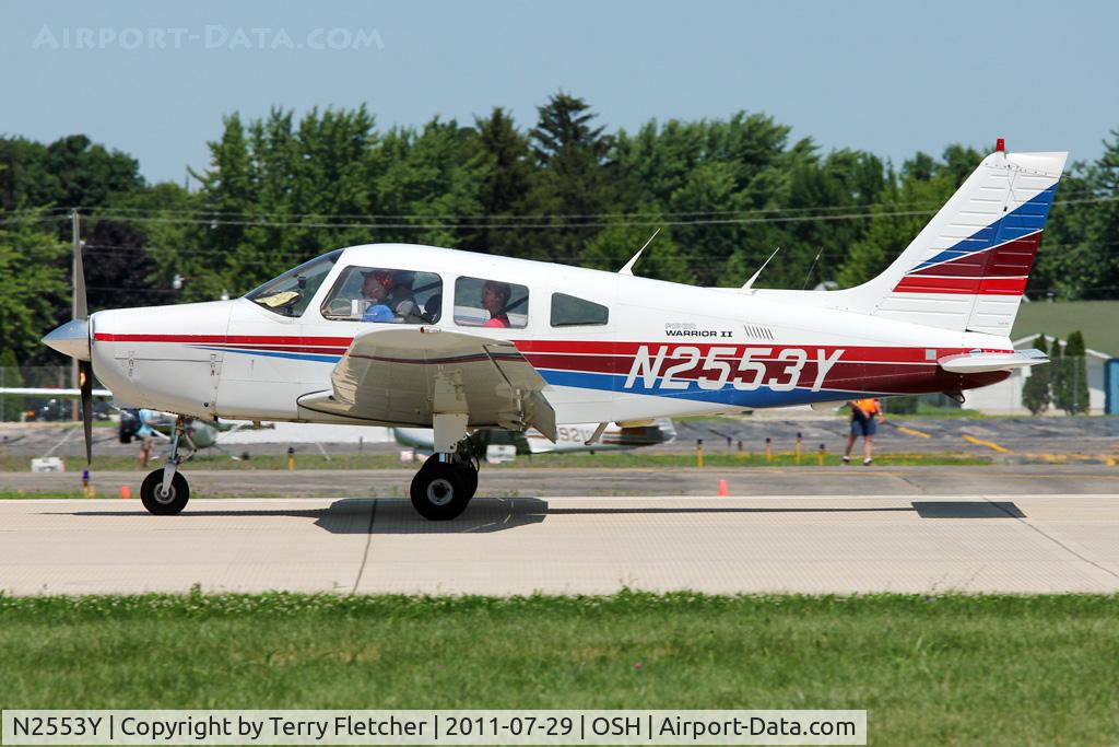 N2553Y, 1985 Piper PA-28-161 C/N 28-8516079, At 2011 Oshkosh
