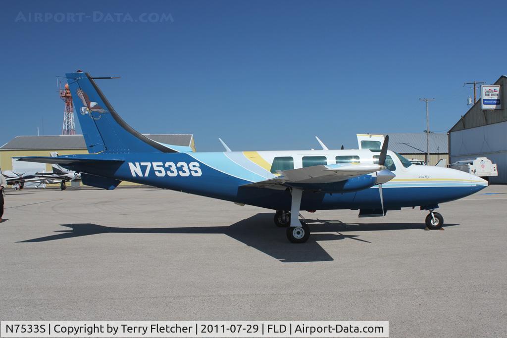 N7533S, 1974 Smith Aerostar 600 C/N 60-0165-073, At Fond Du Lac