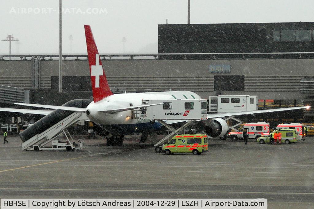 HB-ISE, 1997 Boeing 767-3Q8 C/N 27600, brings people from thailand after the zunami