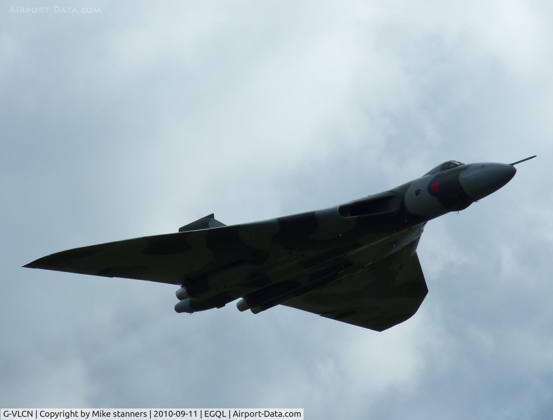 G-VLCN, 1960 Avro Vulcan B.2 C/N Set 12, XH558 In action at Leuchars airshow 2010