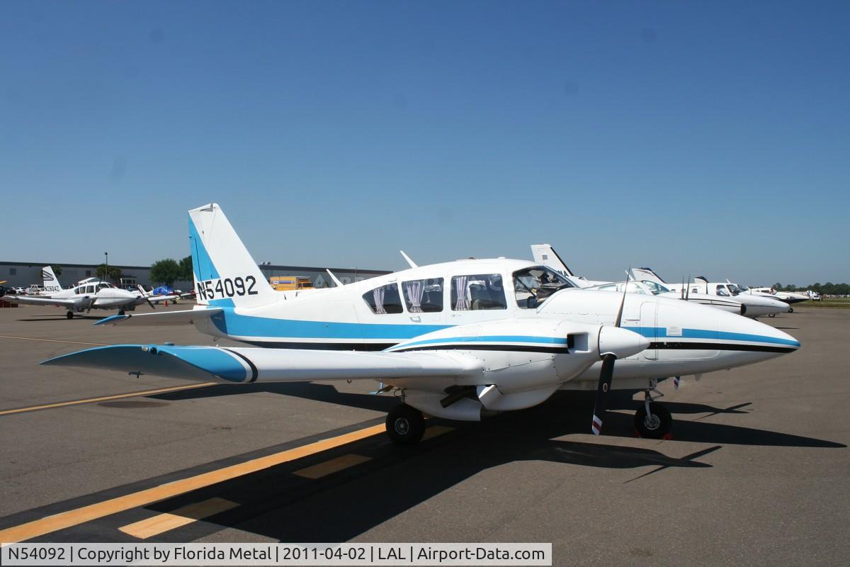 N54092, 1974 Piper PA-23-250 C/N 27-7405405, PA-23-250