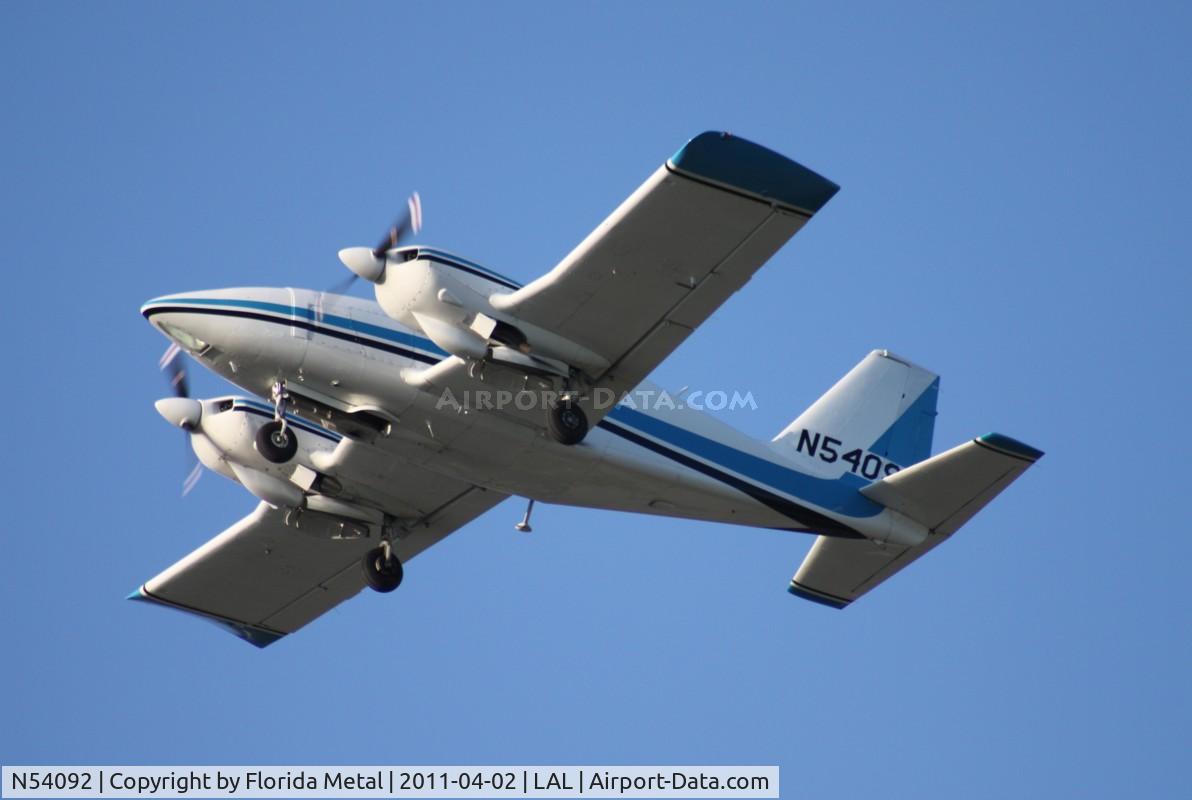 N54092, 1974 Piper PA-23-250 C/N 27-7405405, PA-23-250