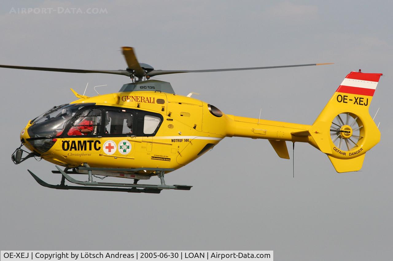 OE-XEJ, 2001 Eurocopter EC-135T-2 C/N 0181, Wiener Neustadt OST
approaching at homebase