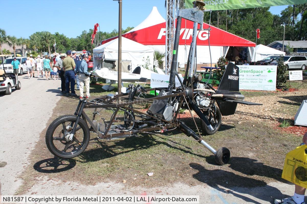 N81587, 2006 Molnar Dezso GT C/N 001, half motorcycle half plane?