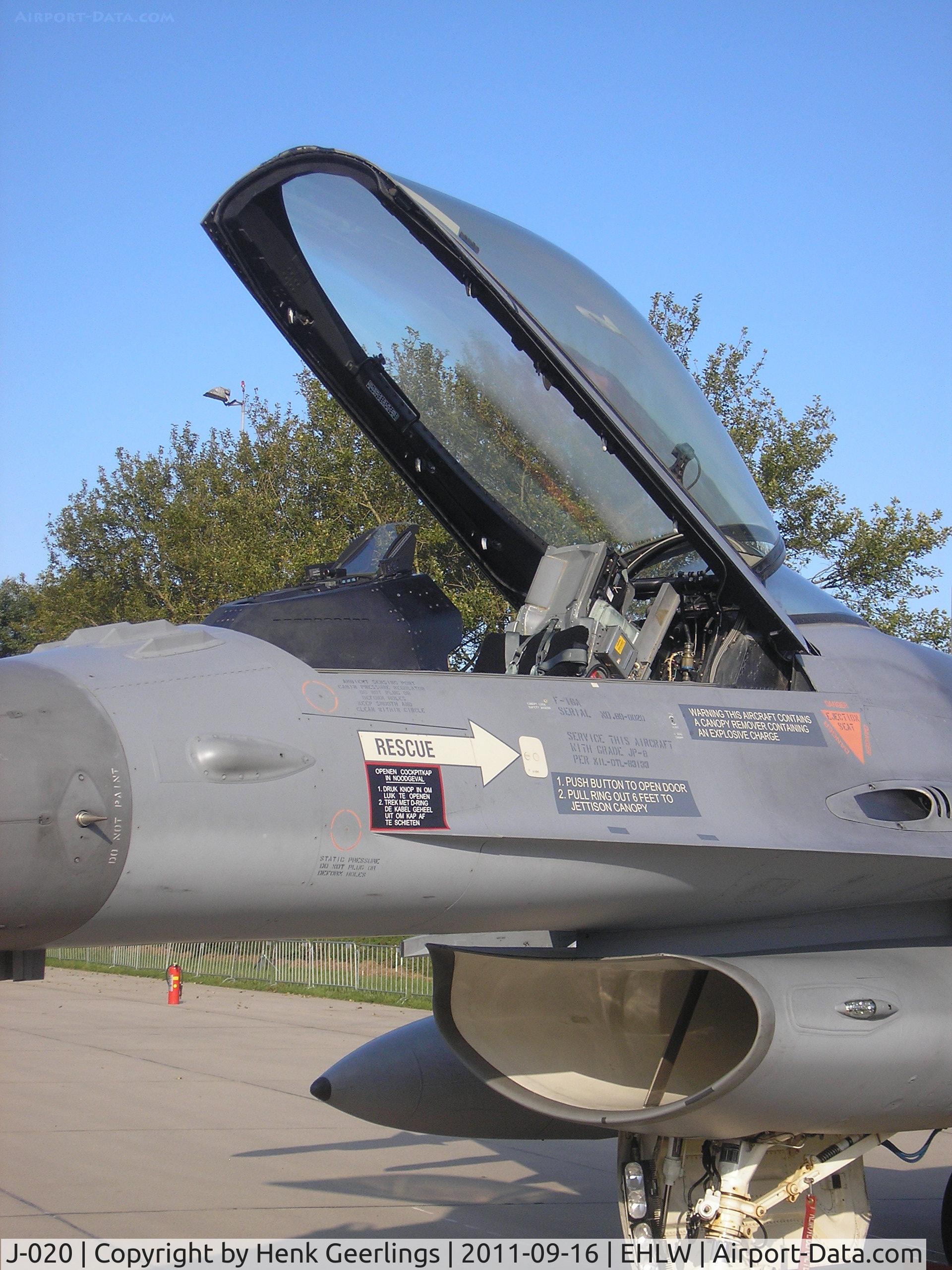 J-020, General Dynamics F-16AM Fighting Falcon C/N 6D-176, Dutch AF ,  Dutch Air Force Open Day at Leeuwarden AFB