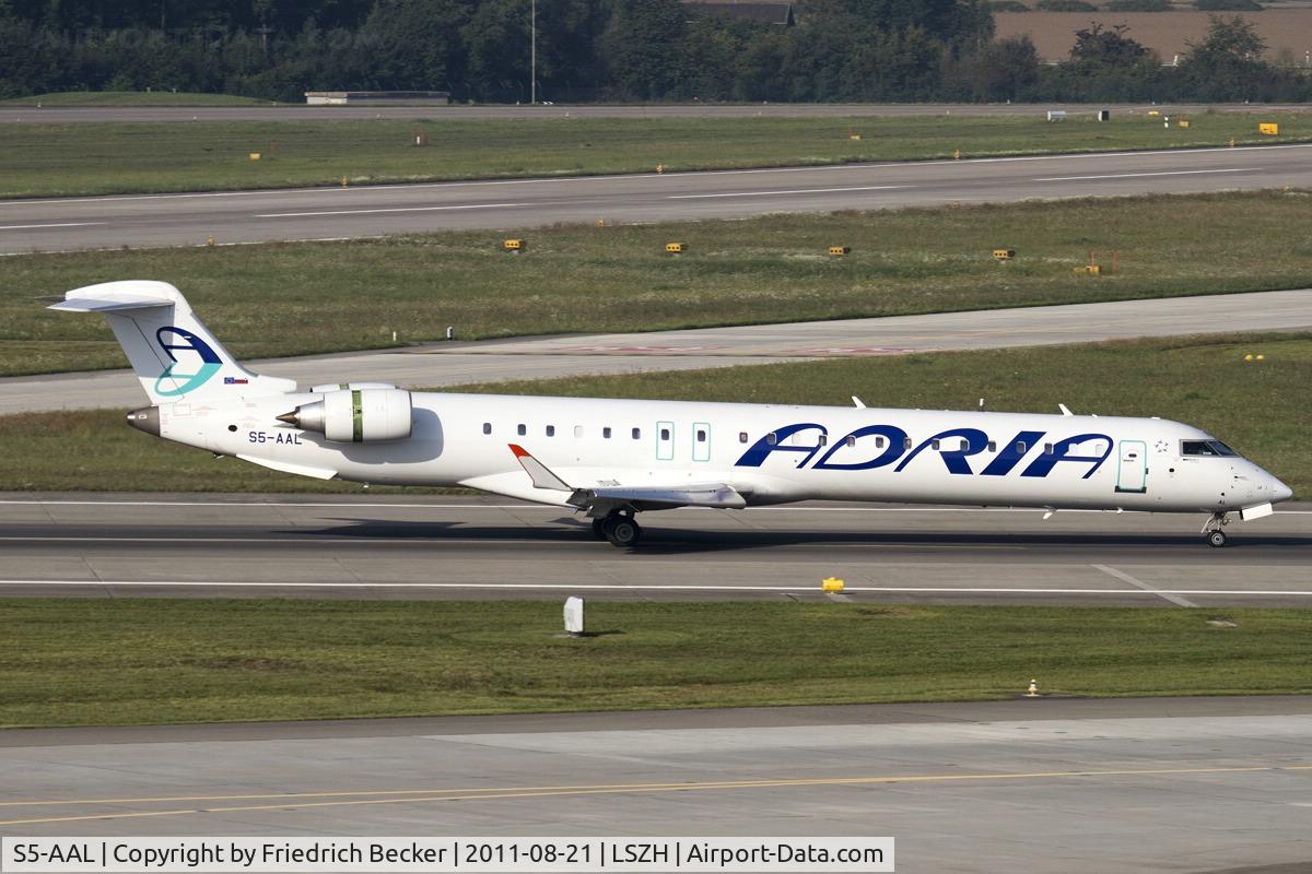 S5-AAL, 2007 Bombardier CRJ-900LR (CL-600-2D24) C/N 15129, decelerating after touchdown