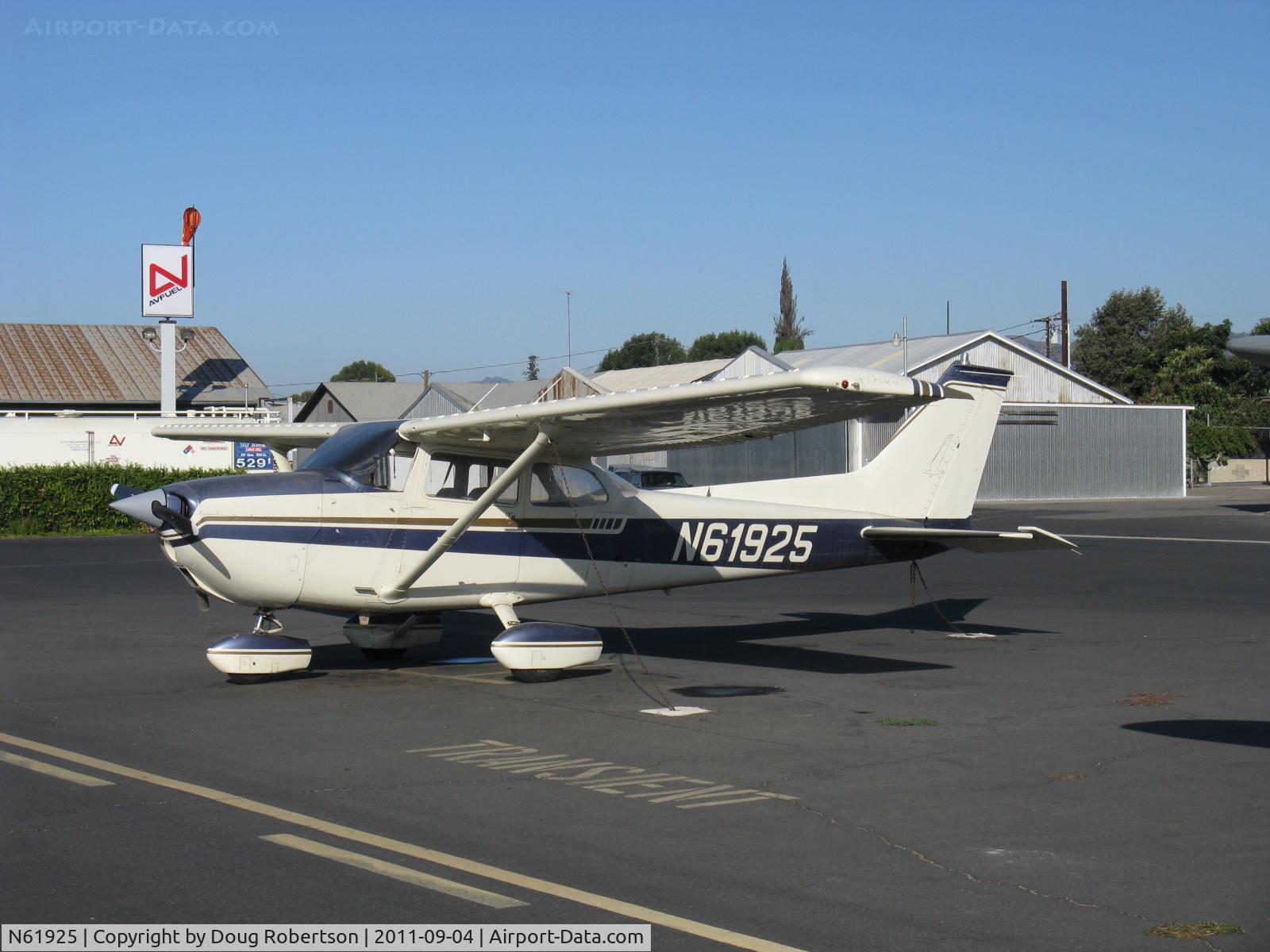 N61925, 1975 Cessna 172M C/N 17264890, 1975 Cessna 172M SKYHAWK, Lycoming O-320-E2D 150 Hp, wing Micro vortex generators