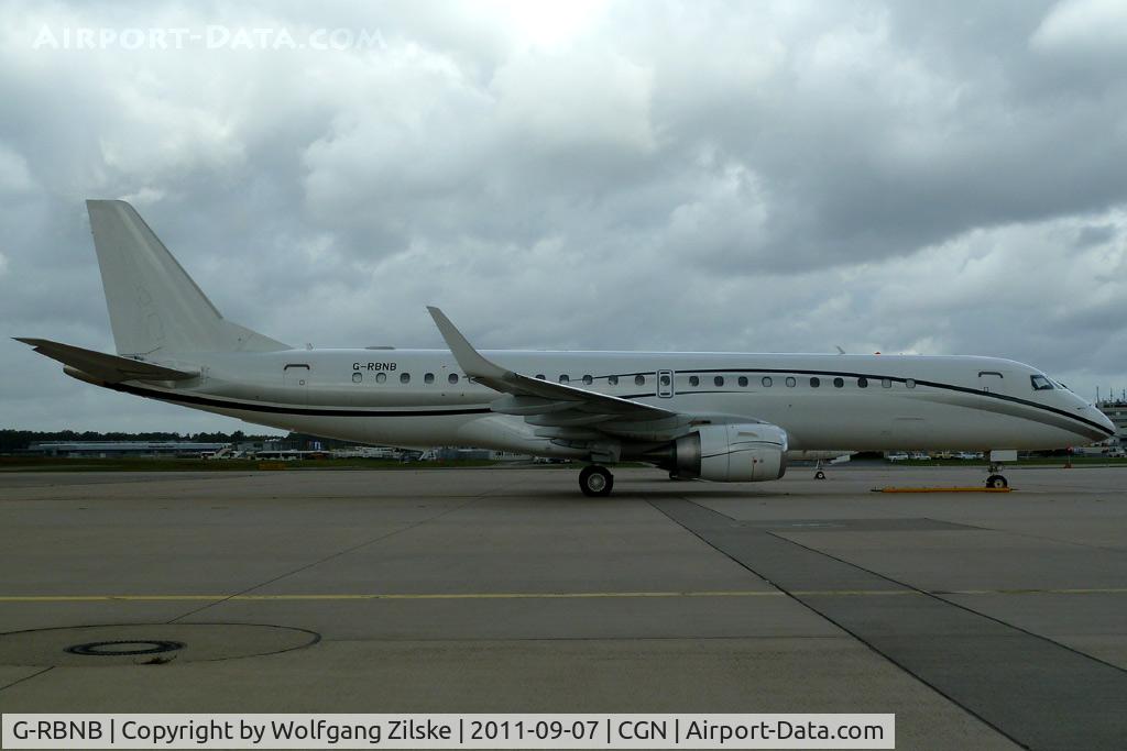 G-RBNB, 2009 Embraer ERJ-190-100ECJ Lineage 1000 C/N 19000203, visitor