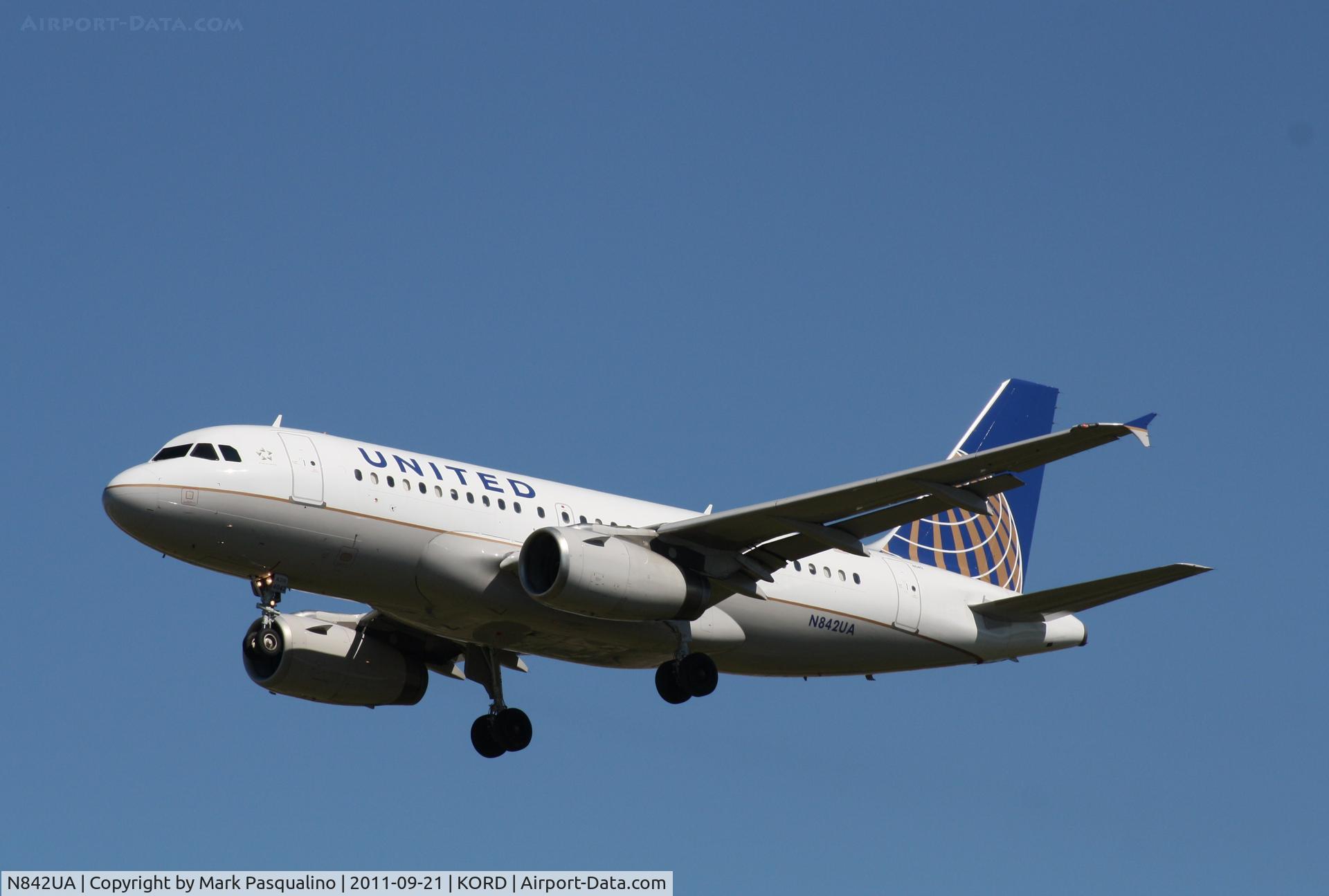 N842UA, 2001 Airbus A319-131 C/N 1569, Airbus A319