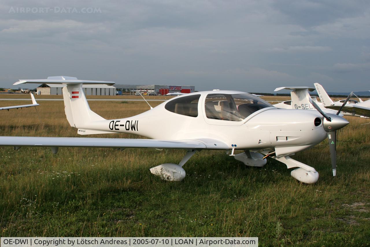 OE-DWI, 2005 Diamond DA-40D Diamond Star C/N D4.151, Wiener Neustadt OST