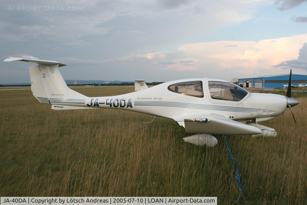 JA-40DA, 2004 Diamond DA-40D Diamond Star C/N D4.106, Wiener Neustadt OST