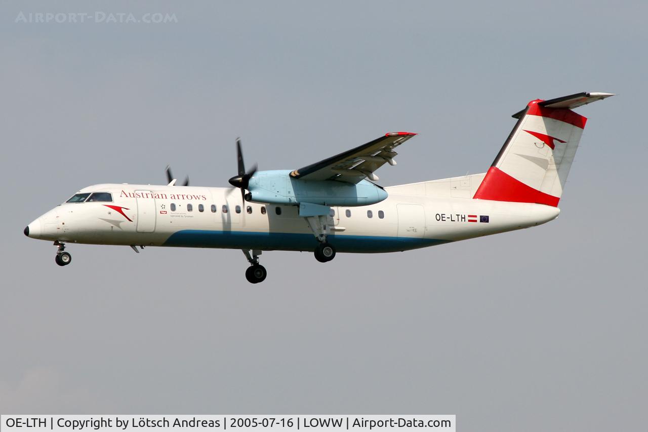 OE-LTH, 1997 De Havilland Canada DHC-8-314Q Dash 8 C/N 442, approach