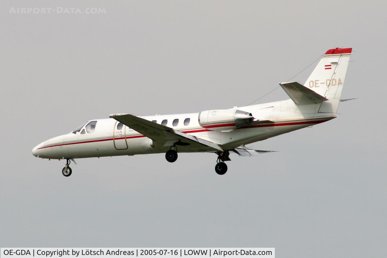 OE-GDA, 1992 Cessna 560 Citation V C/N 560-0200, approach