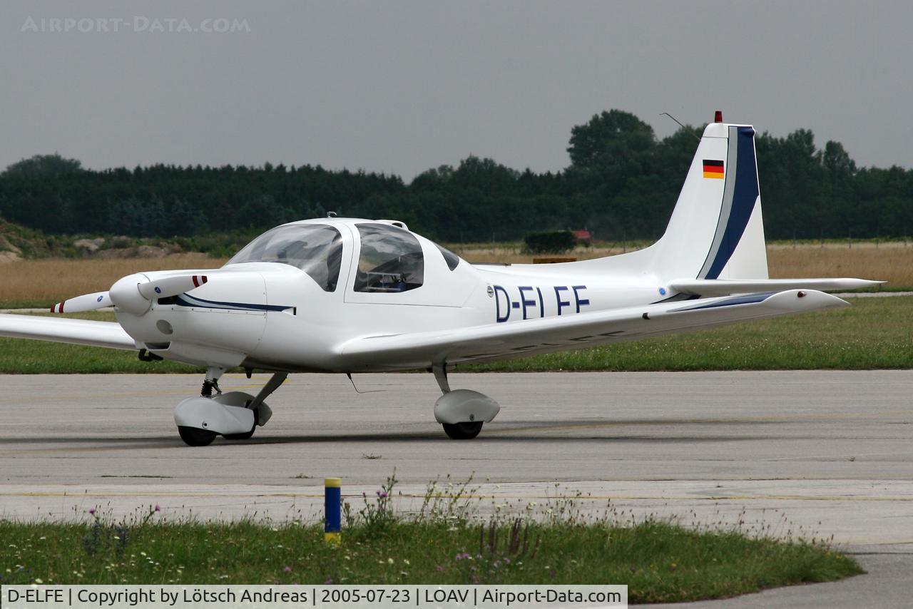 D-ELFE, Grob G-115A C/N 8060, Bad Voeslau. on apron