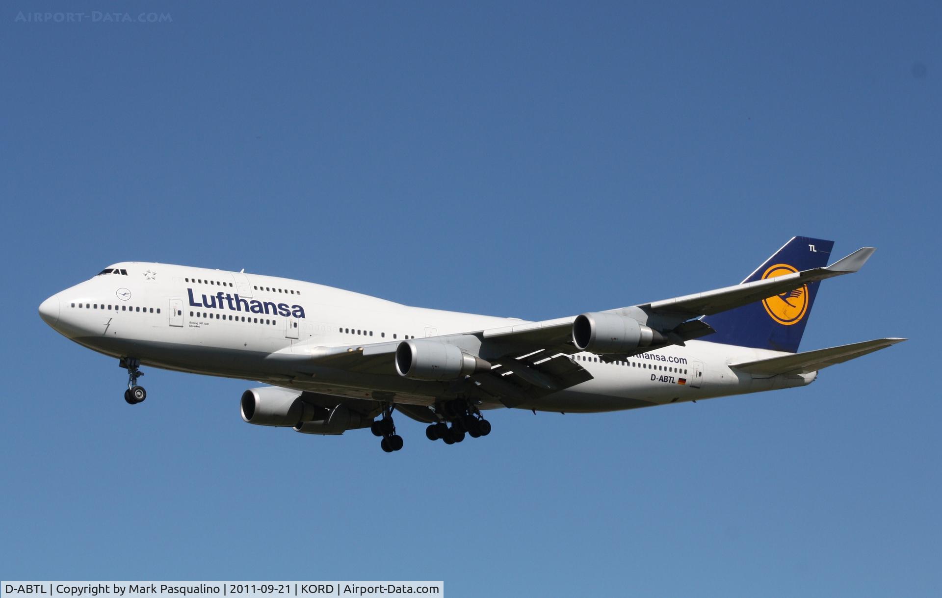 D-ABTL, 2002 Boeing 747-430 C/N 29872, Boeing 747-400