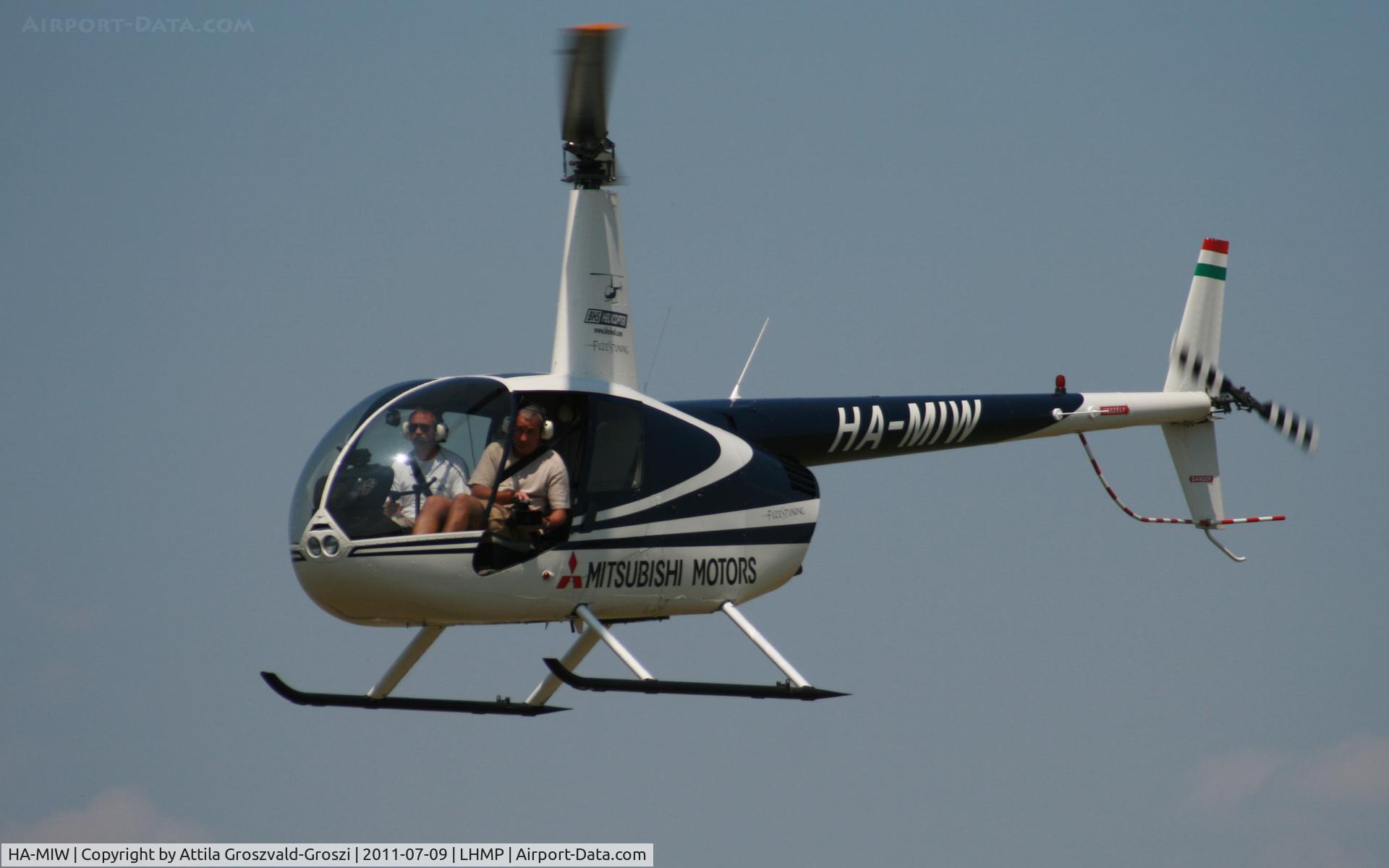 HA-MIW, 1998 Robinson R44 Astro C/N 0543, Matko Airport, Matkopuszta - Hungary