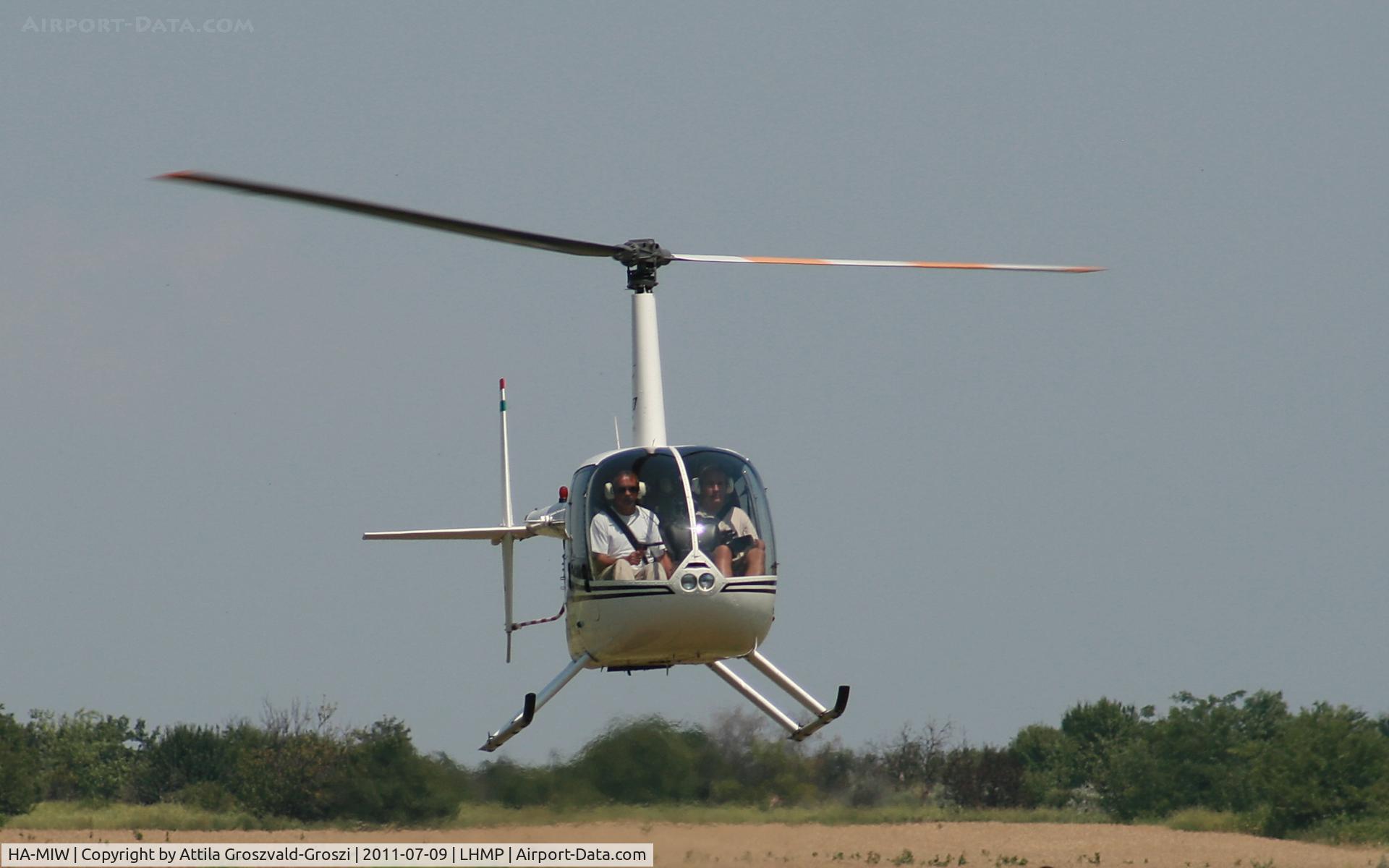HA-MIW, 1998 Robinson R44 Astro C/N 0543, Matko Airport, Matkopuszta - Hungary