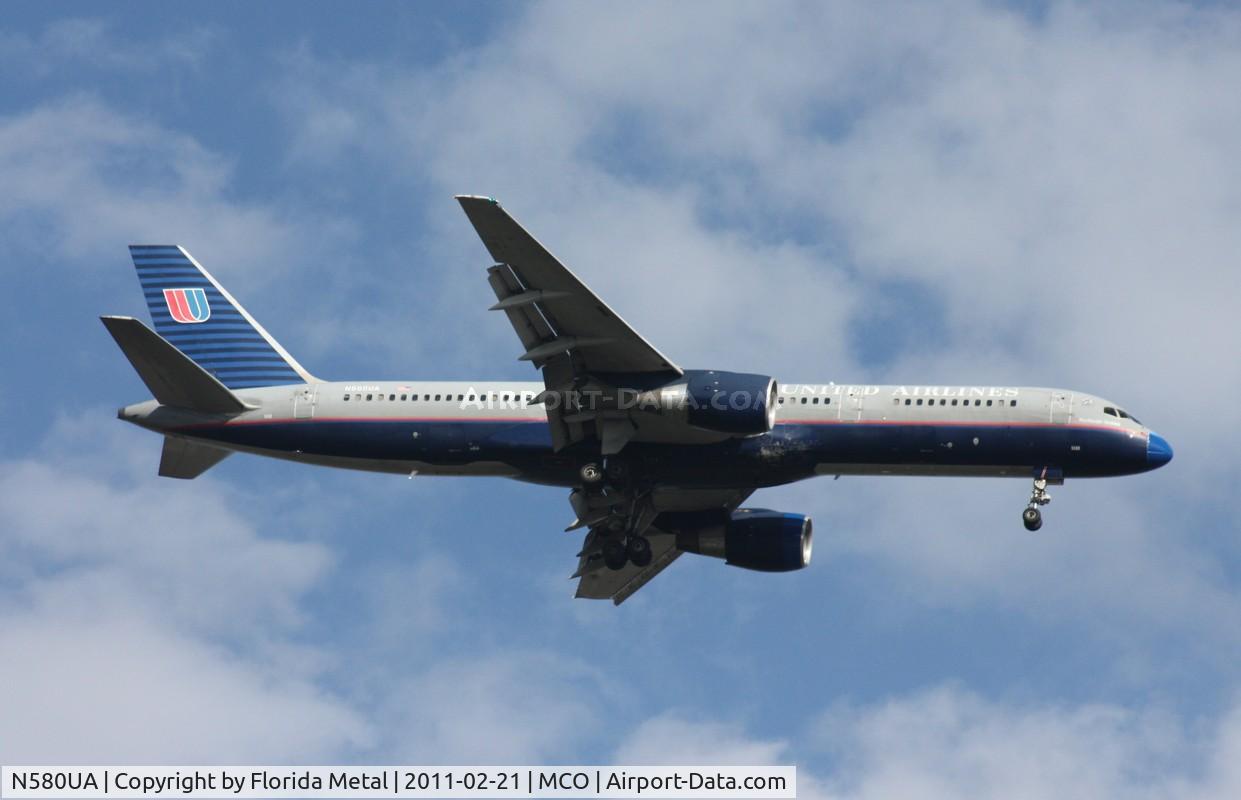 N580UA, 1993 Boeing 757-222 C/N 26698, United 757