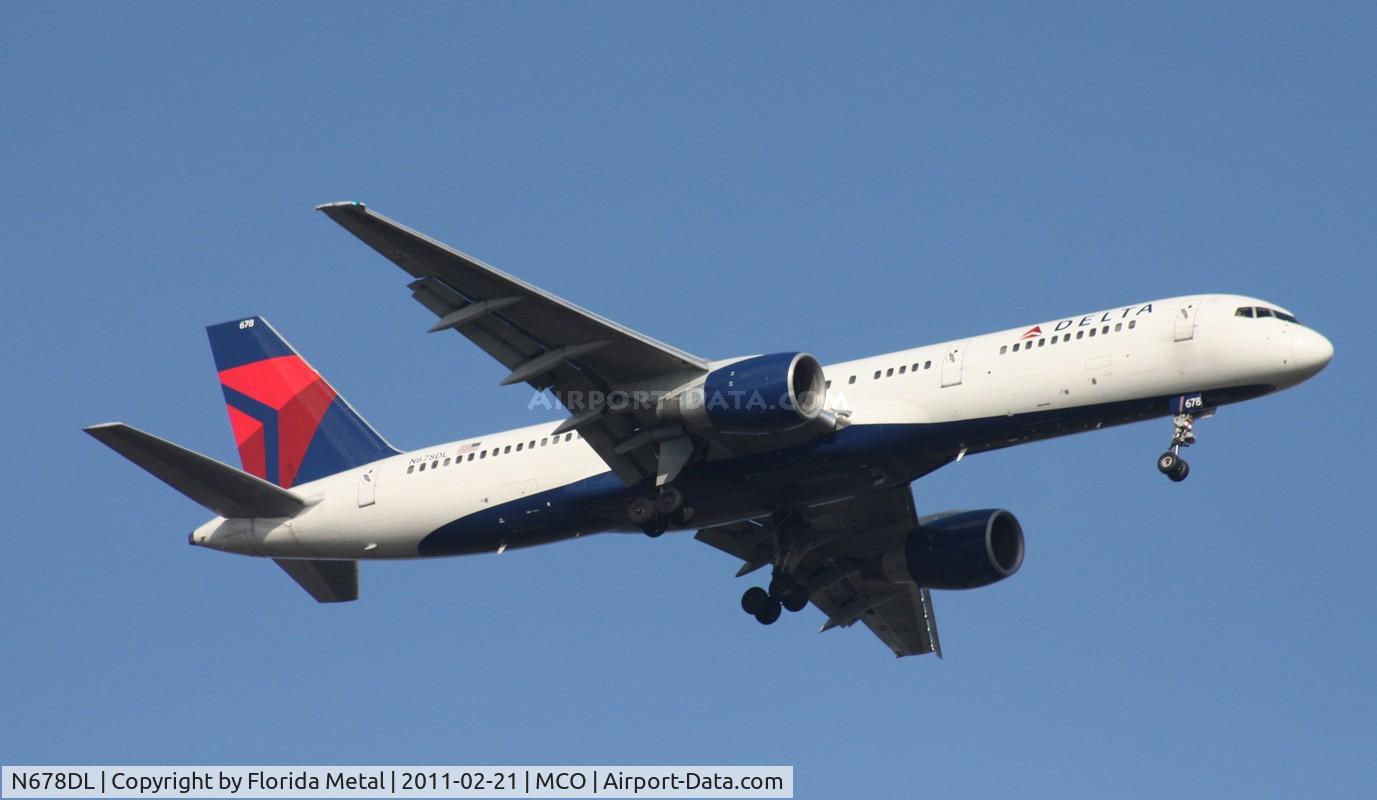 N678DL, 1998 Boeing 757-232 C/N 25983, Delta 757