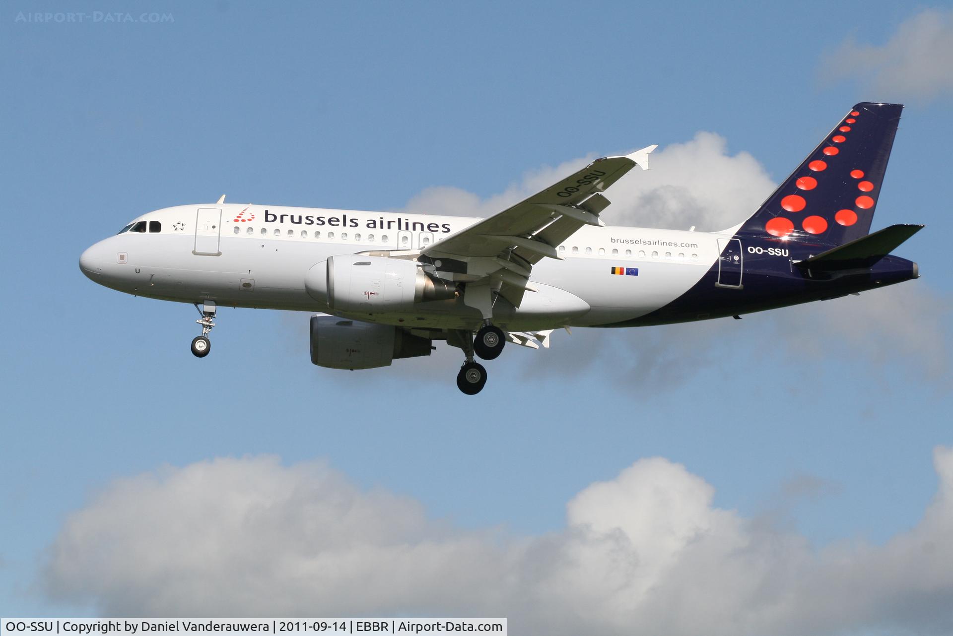 OO-SSU, 2004 Airbus A319-111 C/N 2230, Arrival of flight SN2714 to RWY 25L