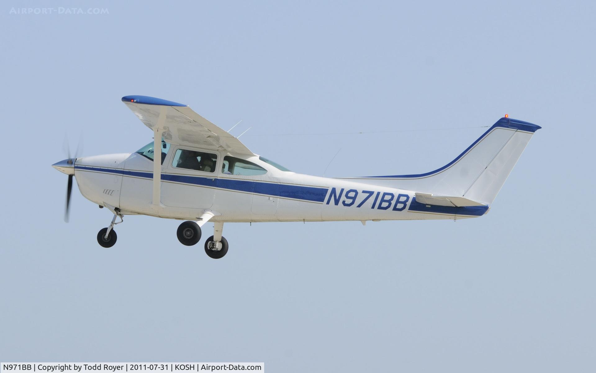 N971BB, 1974 Cessna 182P Skylane C/N 18263473, AIRVENTURE 2011