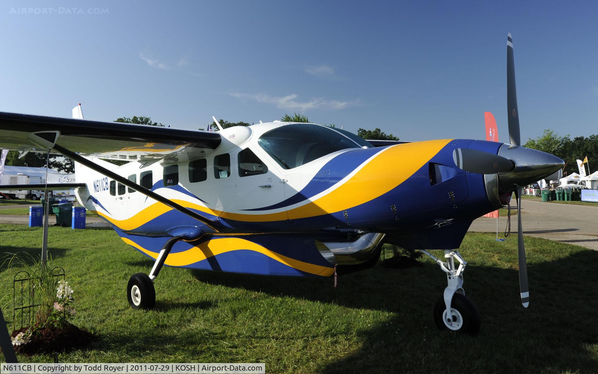 N611CB, 2004 Cessna 208B Grand Caravan C/N 208B1092, AIRVENTURRE 2011