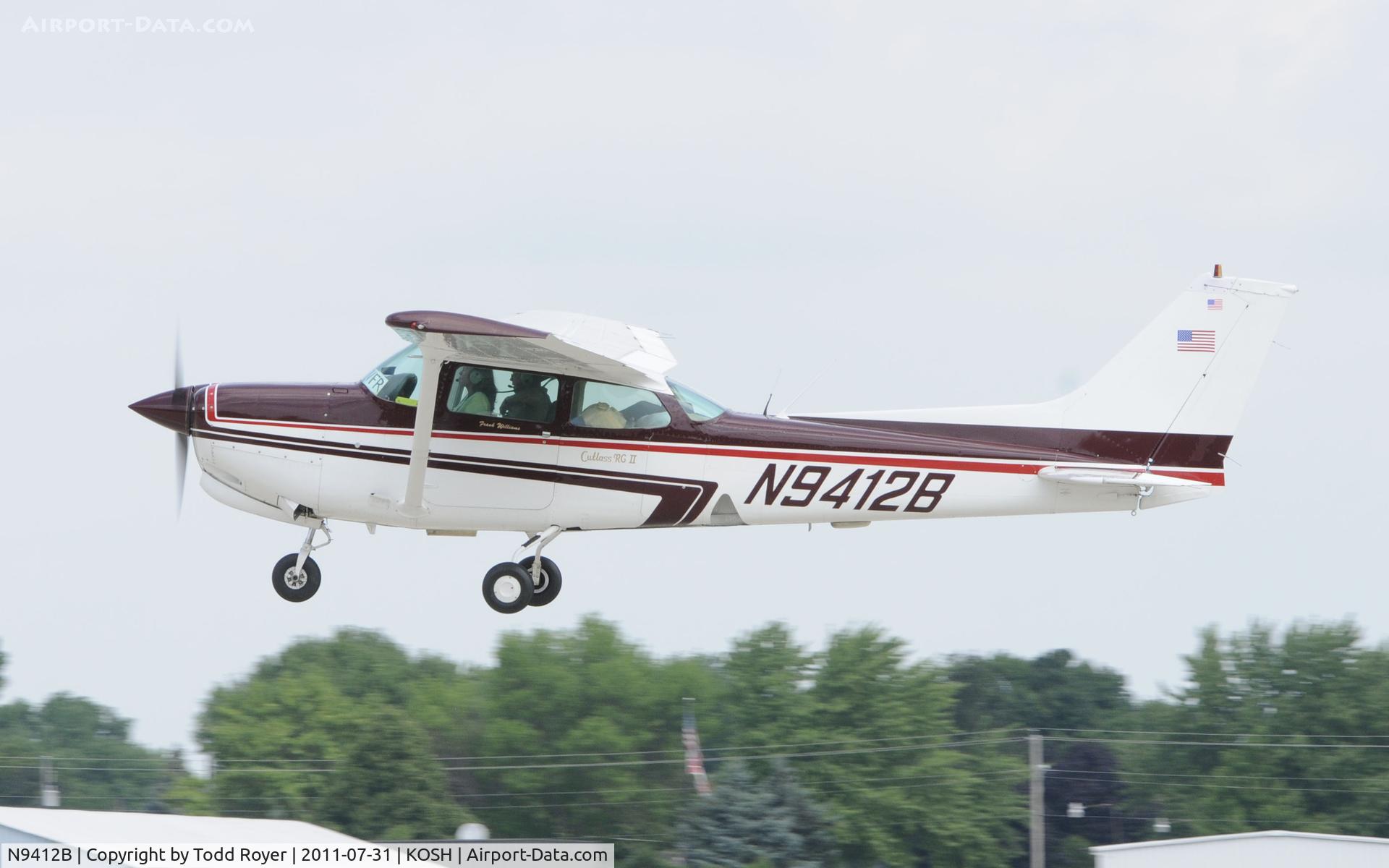 N9412B, 1981 Cessna 172RG Cutlass RG C/N 172RG0815, AIRVENTURE 2011