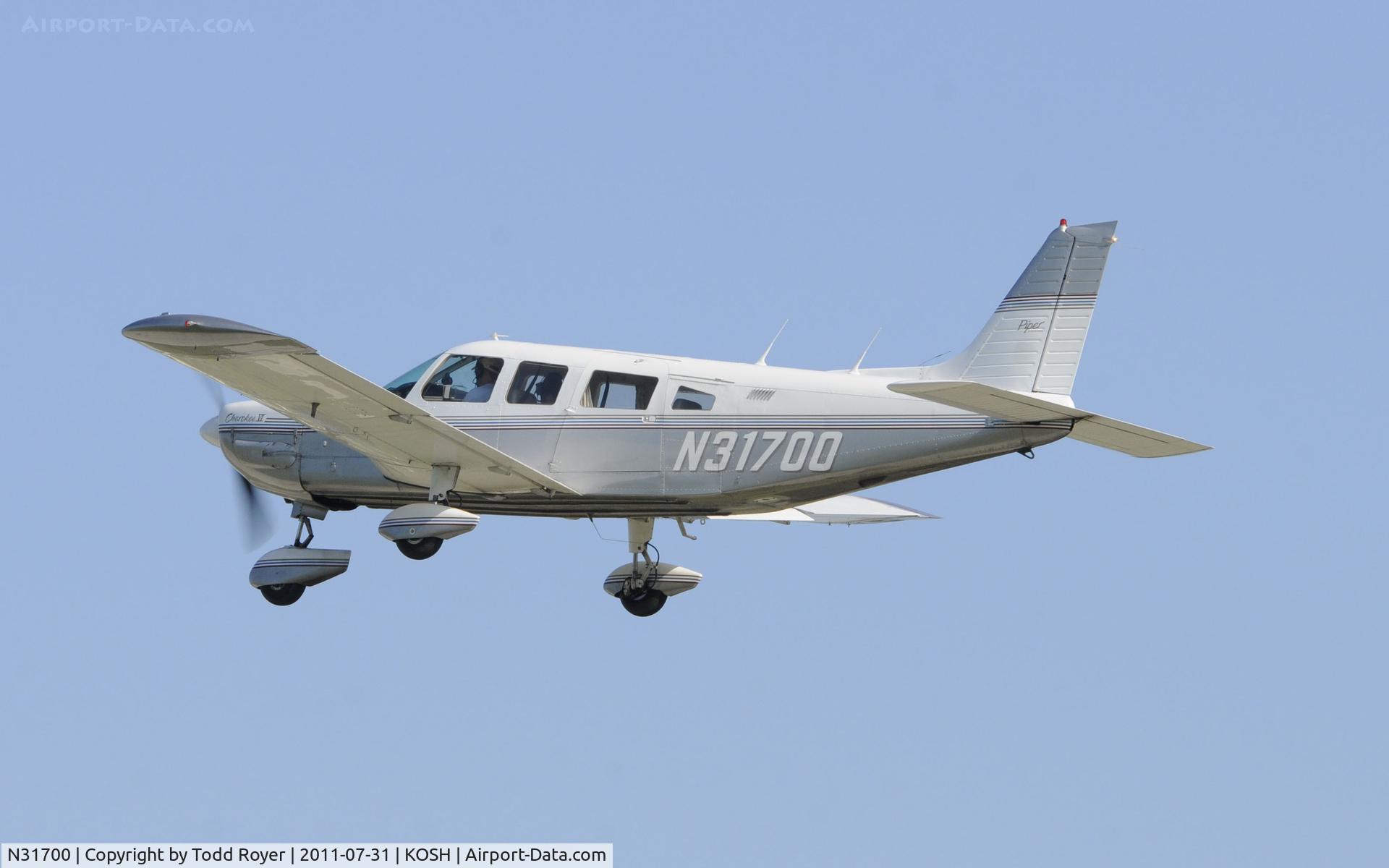 N31700, 1978 Piper PA-32-300 Cherokee Six Cherokee Six C/N 32-7840143, AIRVENTURE 2011