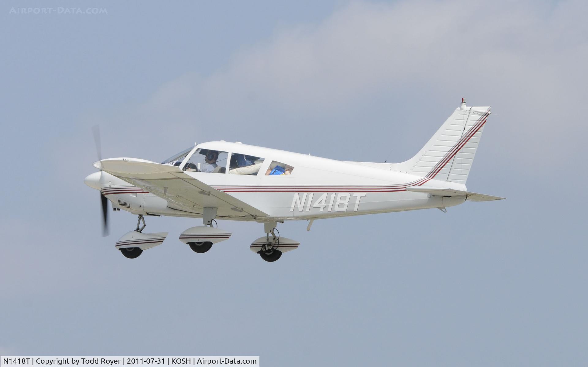 N1418T, 1972 Piper PA-28-180 C/N 28-7205295, AIRVENTURE 2011