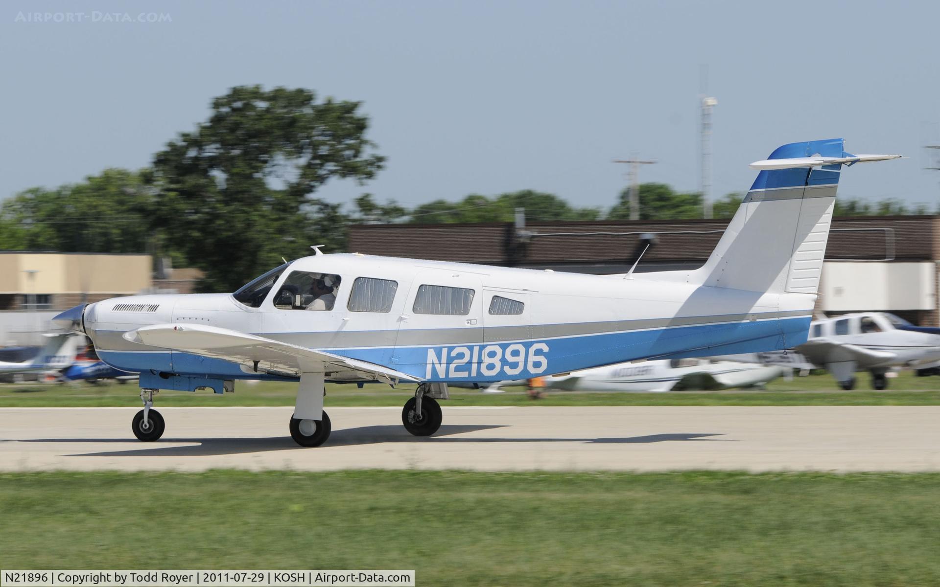 N21896, 1978 Piper PA-32RT-300T Turbo Lance II C/N 32R-7887238, AIRVENTURE 2011