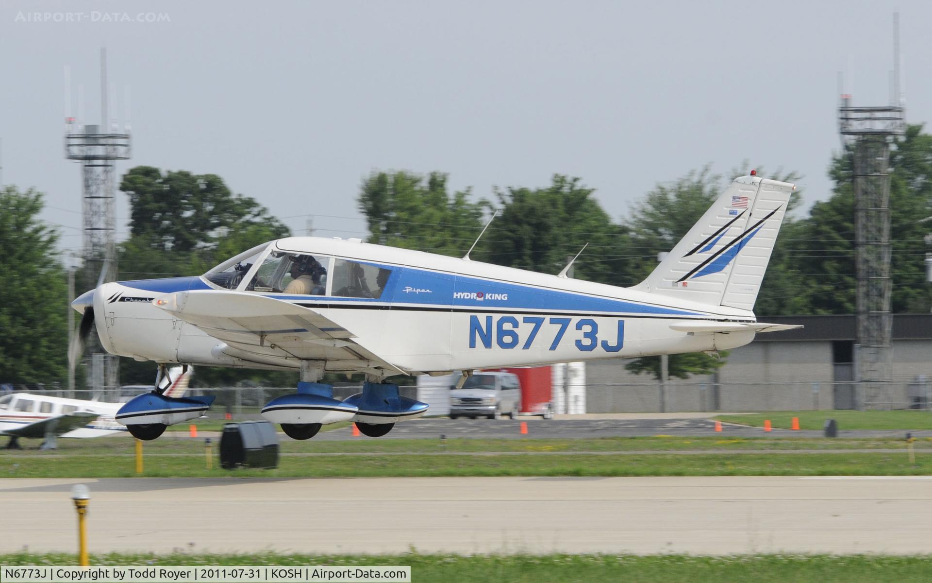 N6773J, 1968 Piper PA-28-140 C/N 28-24498, AIRVENTURE 2011
