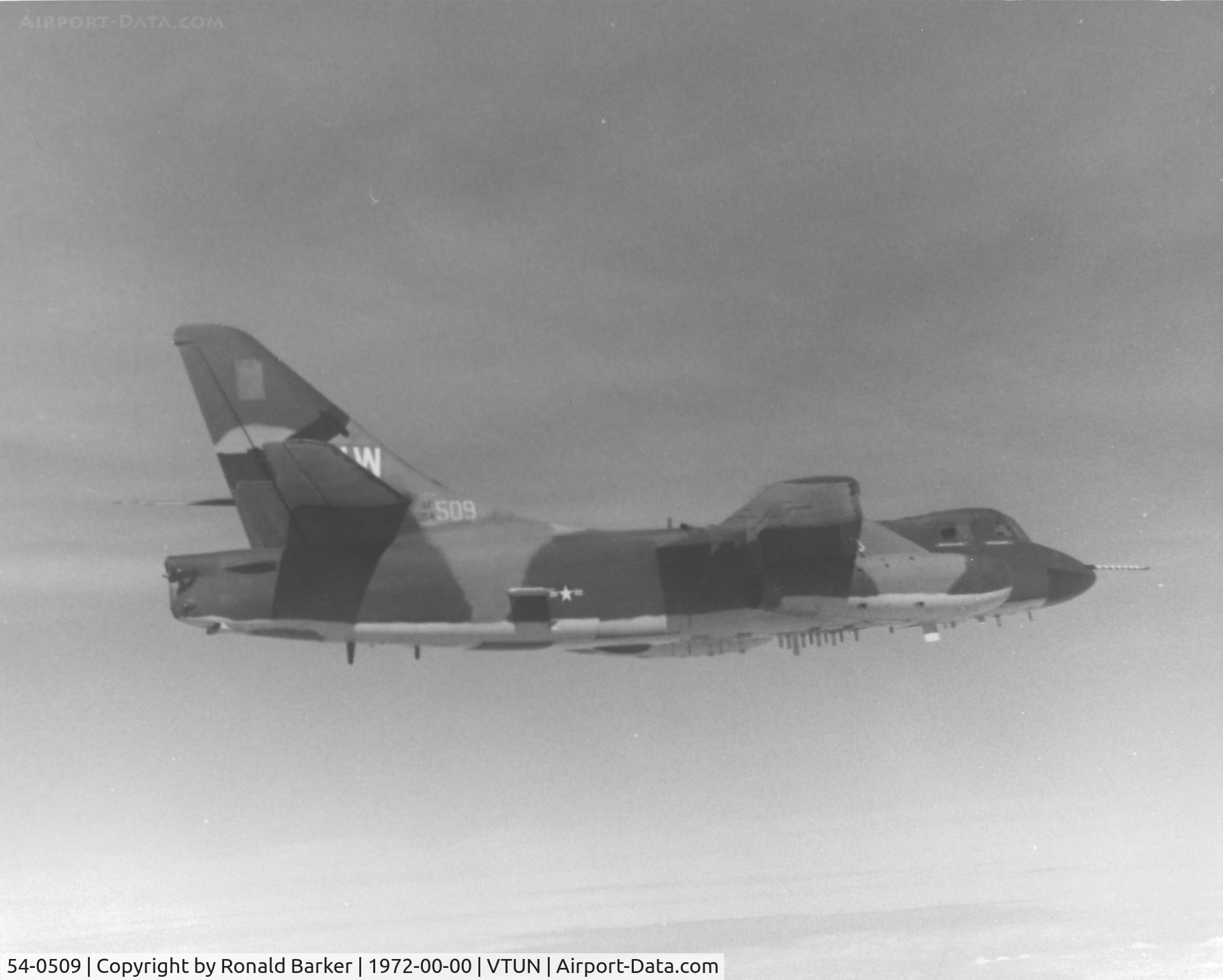 54-0509, 1954 Douglas EB-66E Destroyer C/N 44809, EB-66E in SEA 1972