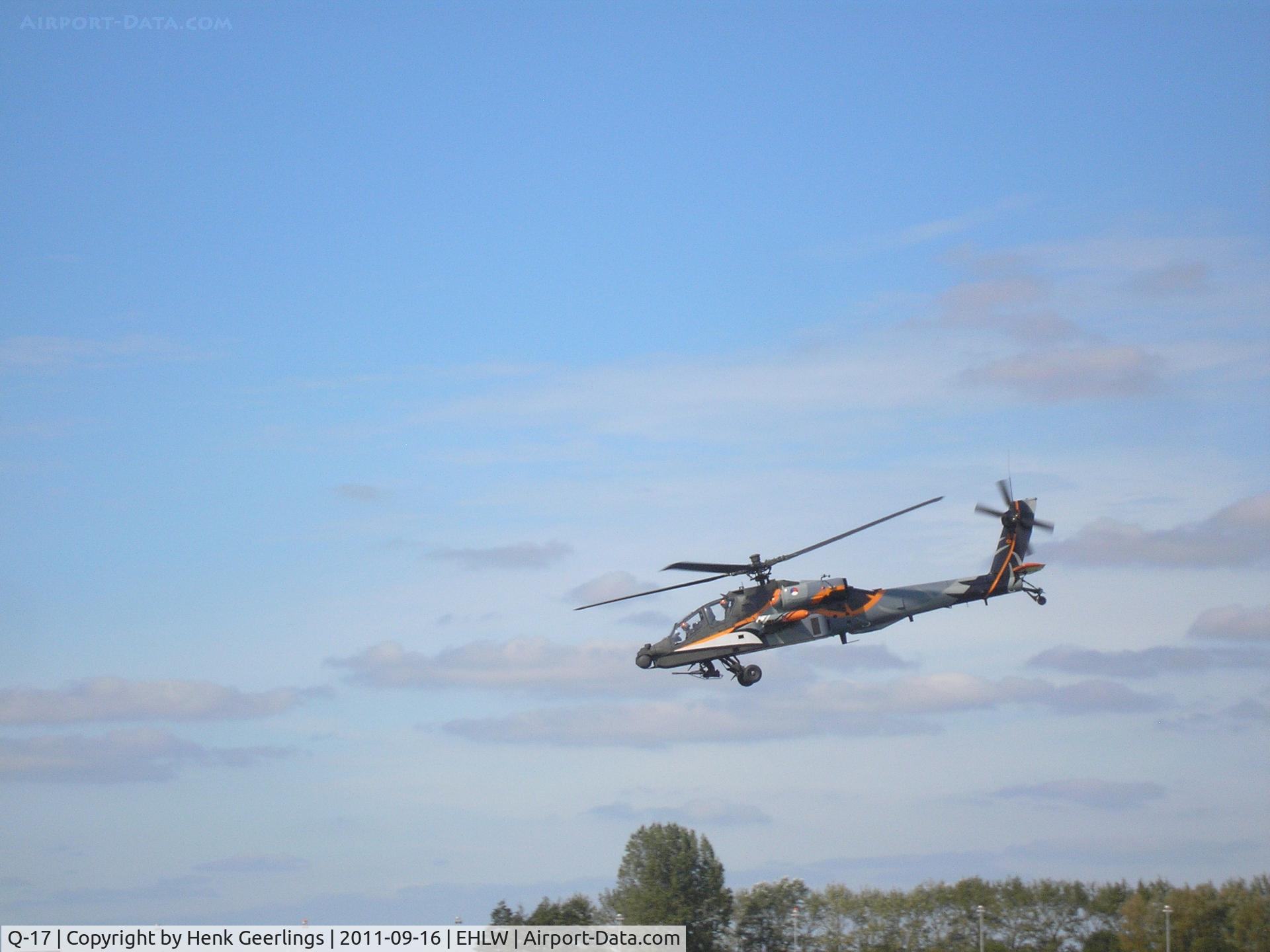 Q-17, 1998 Boeing AH-64DN Apache C/N DN017, Demo Q-17 

Dutch Air Force Open Day at Leeuwarden AFB , Sep 2011