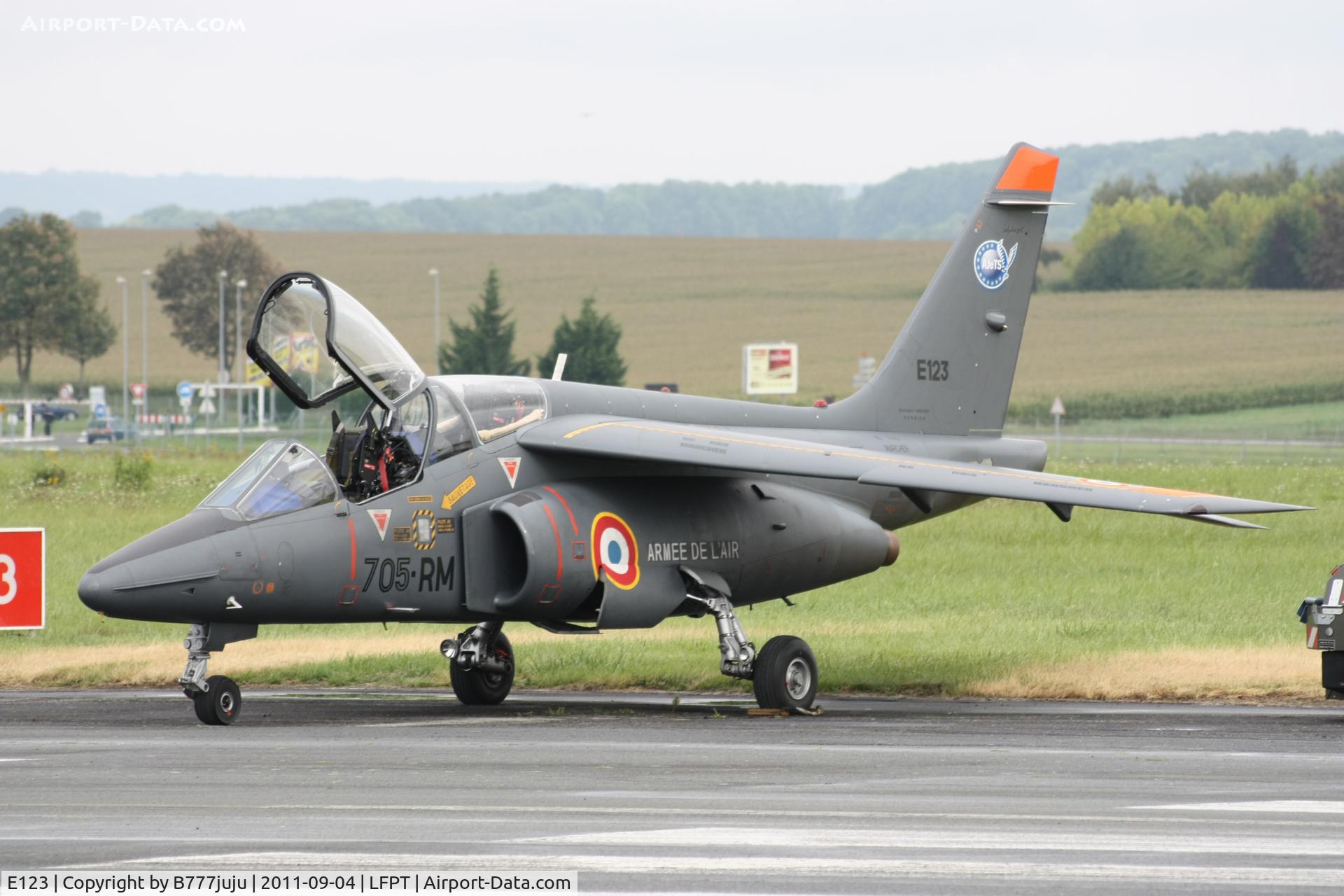 E123, Dassault-Dornier Alpha Jet E C/N E123, with new military code 705-RM