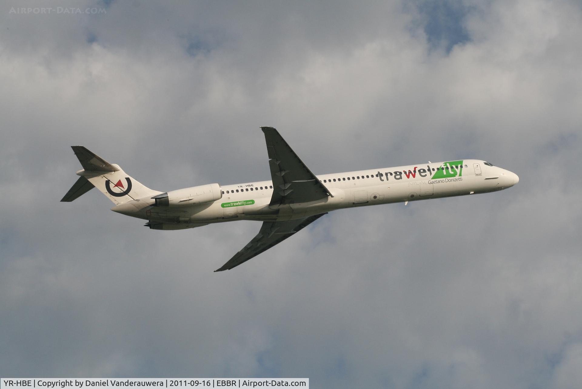 YR-HBE, 1986 McDonnell Douglas MD-83 (DC-9-83) C/N 49396, Flight 7M6095 is climbing from RWY 07R