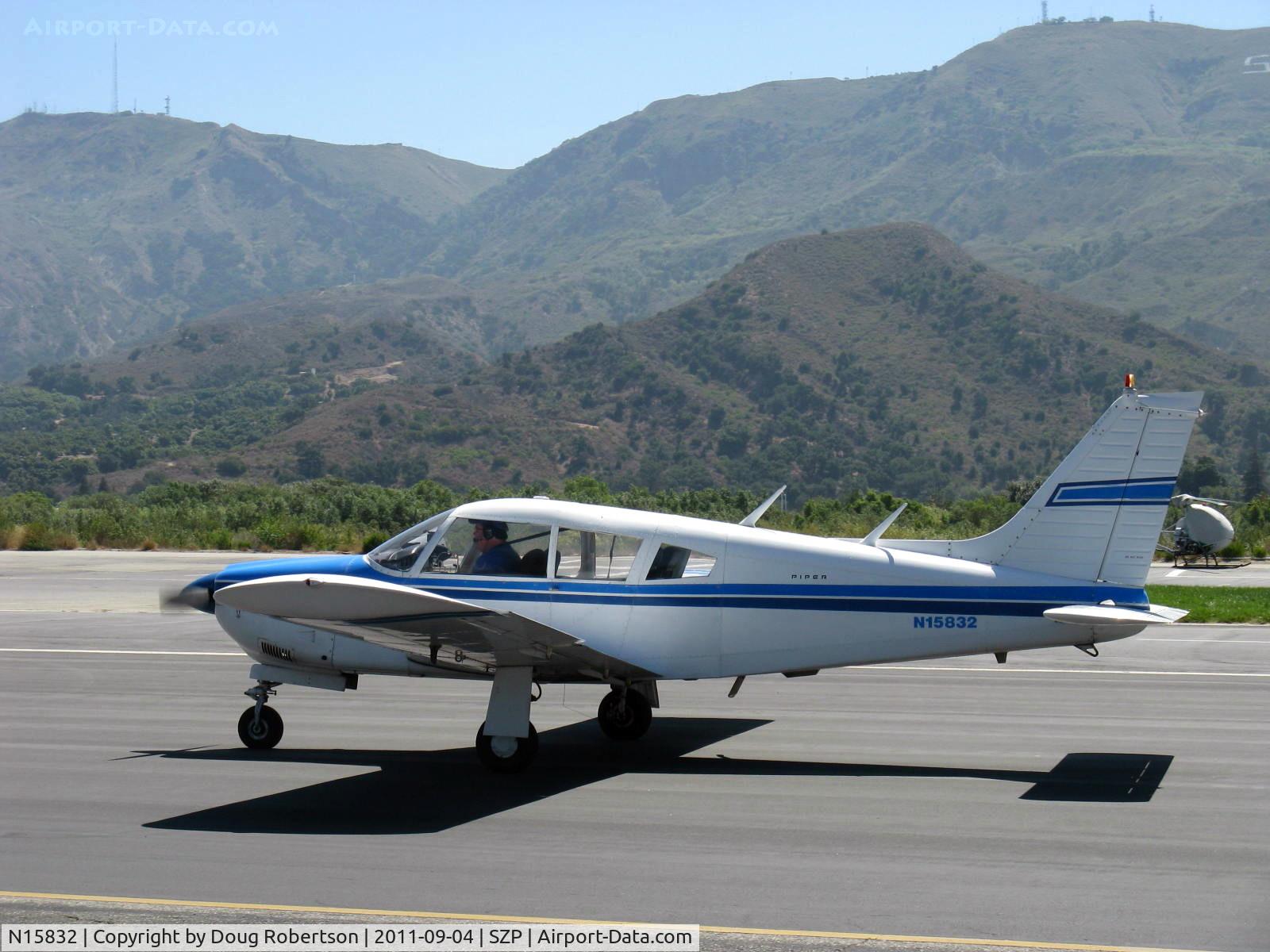 N15832, 1972 Piper PA-28R-200 Arrow IV C/N 28R-7335093, 1972 Piper PA-28R-200 ARROW II, Lycoming IO-360-C1C 200 Hp, taxi