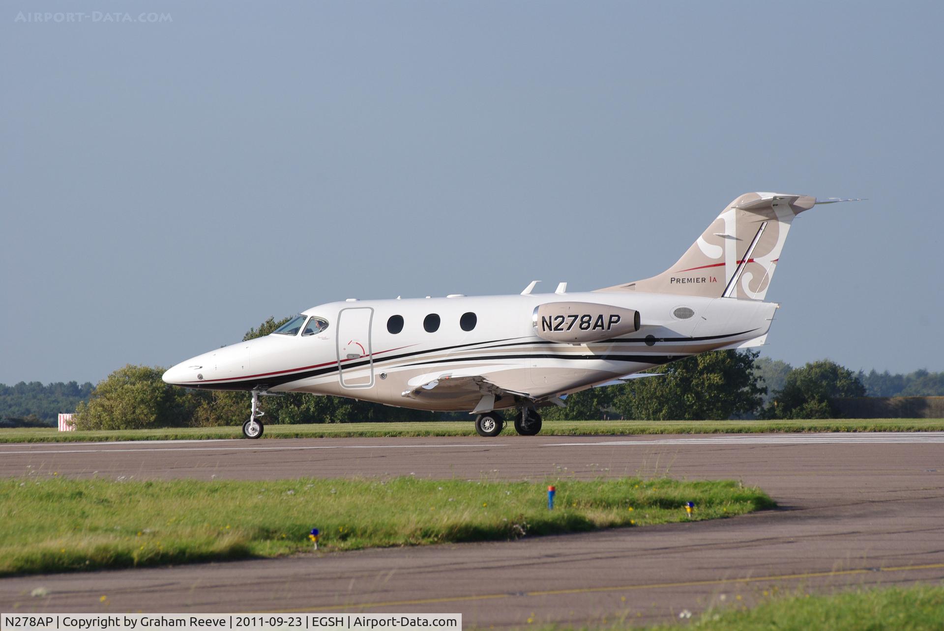 N278AP, 2010 Hawker Beechcraft 390 Premier 1 C/N RB-278, Lined up on the runway.