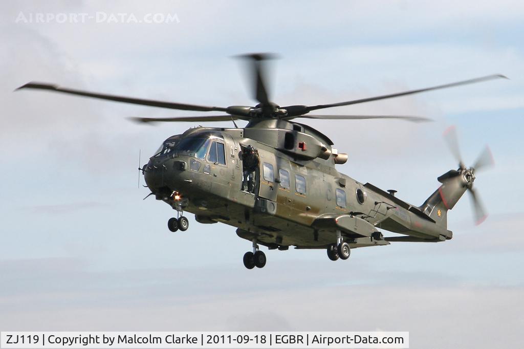 ZJ119, AgustaWestland EH-101 Merlin HC3 (Mk411) C/N 50075/RAF03, EHI EH-101 Merlin HC3, a visitor to Breighton Airfield's Helicopter Fly-In, September 2011.