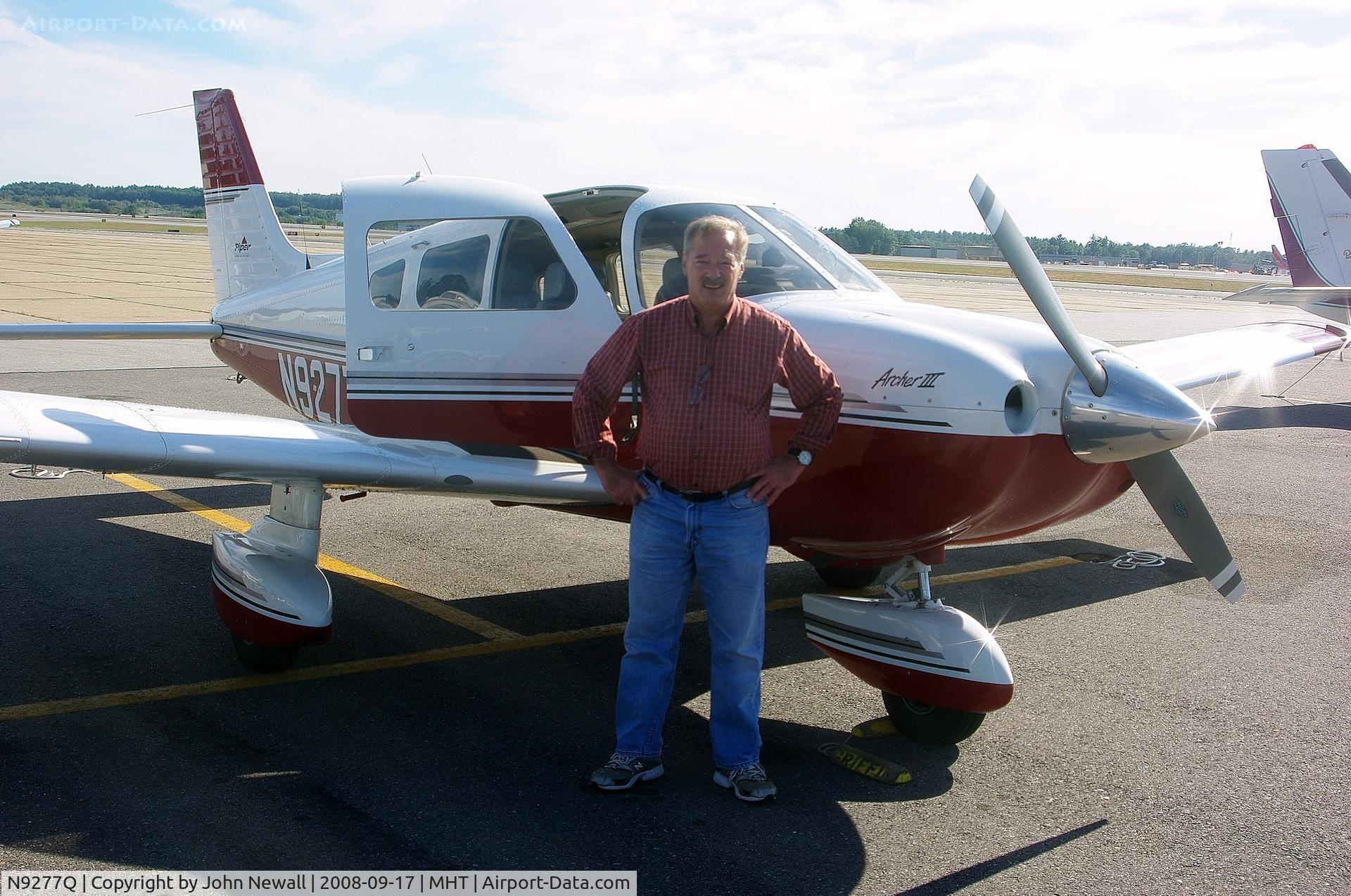 N9277Q, 1996 Piper PA-28-181 C/N 2843053, Chuck Roberts with his Archer III on Wiggins ramp at MHT.