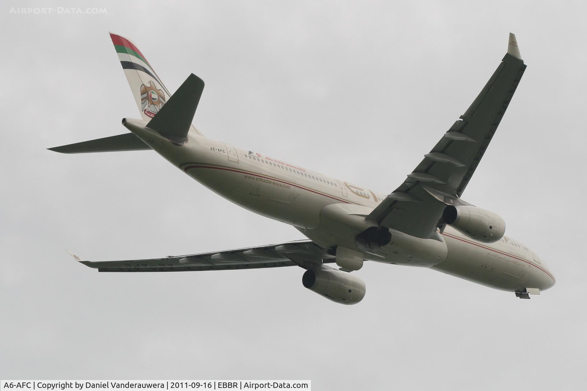 A6-AFC, 2010 Airbus A330-343X C/N 1167, Flight EY058 is climbing from RWY 07R