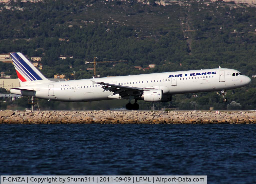 F-GMZA, 1994 Airbus A321-111 C/N 498, Landing rwy 13L