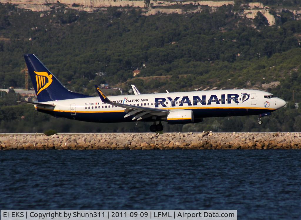 EI-EKS, 2010 Boeing 737-8AS C/N 38504, Landing rwy 13L