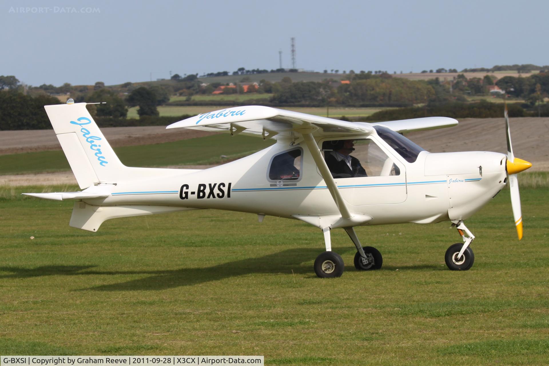 G-BXSI, 1998 Jabiru SK C/N PFA 274-13204, Just landed at Northrepps.