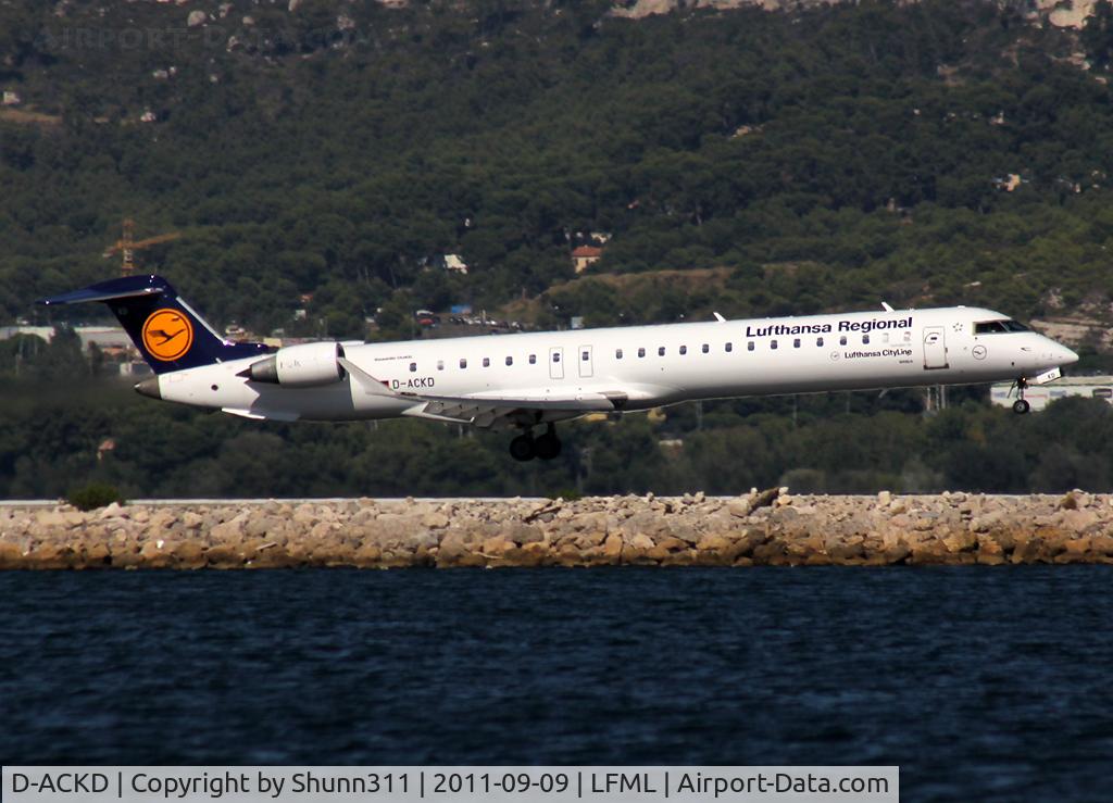 D-ACKD, 2006 Bombardier CRJ-900LR (CL-600-2D24) C/N 15080, Landing rwy 13L